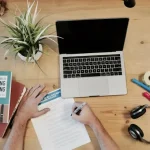 Book Laptop headphones