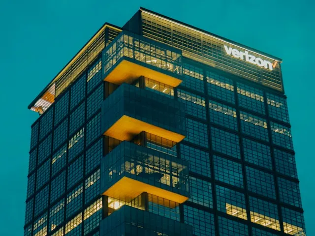 Verizon Building